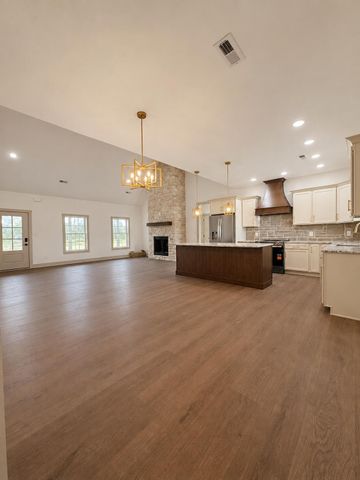 103 Choctaw Trail, Richmond, KY 40475