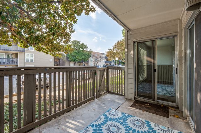 4859 Cedar Springs Road 147, Dallas, TX 75219