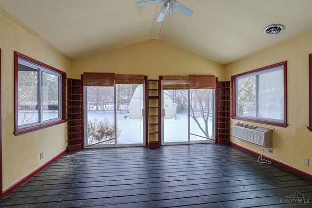 105 Red Bird Lane, Terrace Park, OH 45174