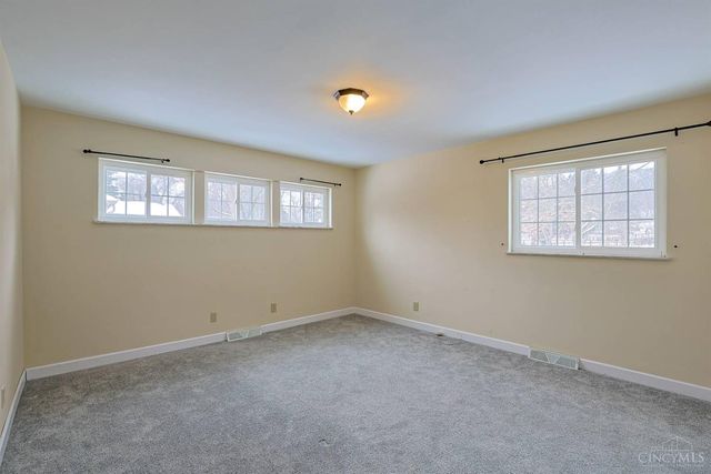 105 Red Bird Lane, Terrace Park, OH 45174