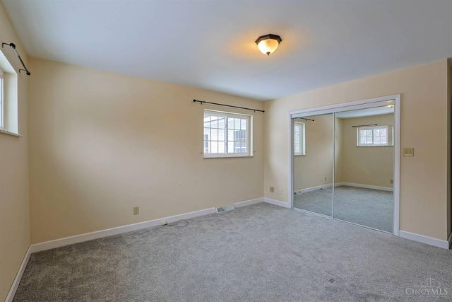 105 Red Bird Lane, Terrace Park, OH 45174