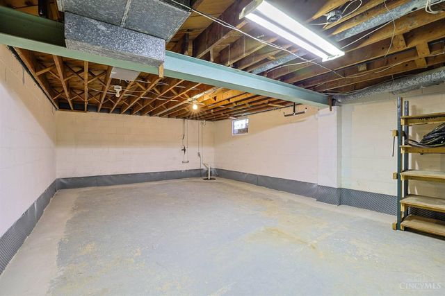 105 Red Bird Lane, Terrace Park, OH 45174