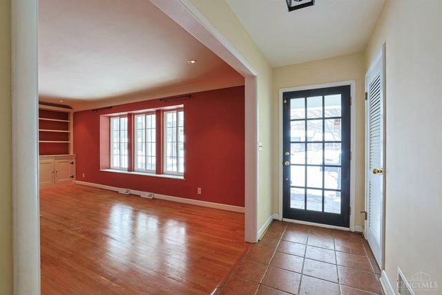 105 Red Bird Lane, Terrace Park, OH 45174