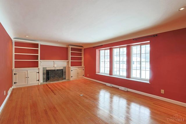 105 Red Bird Lane, Terrace Park, OH 45174