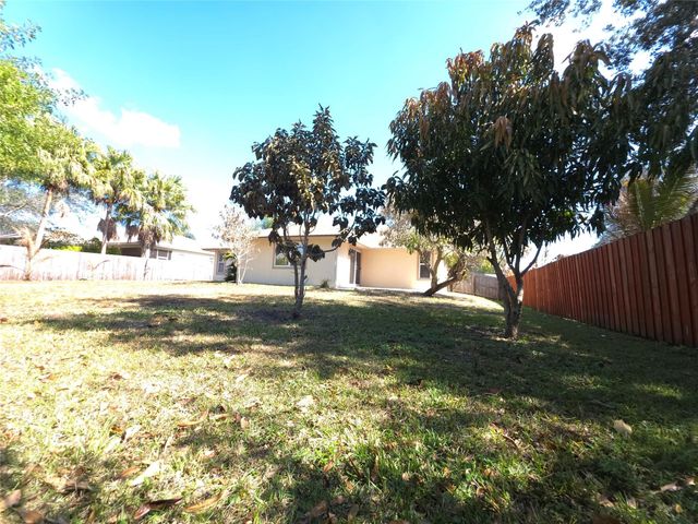 4525 NW Glazbrook Street, Port St. Lucie, Port St Lucie, FL 34983