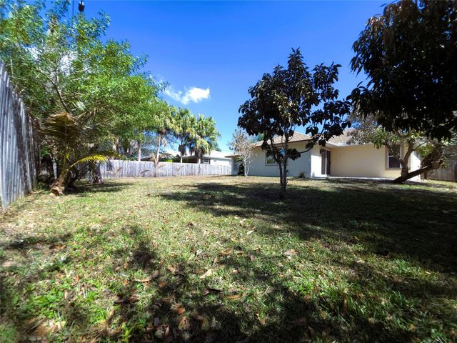 4525 NW Glazbrook Street, Port St. Lucie, Port St Lucie, FL 34983