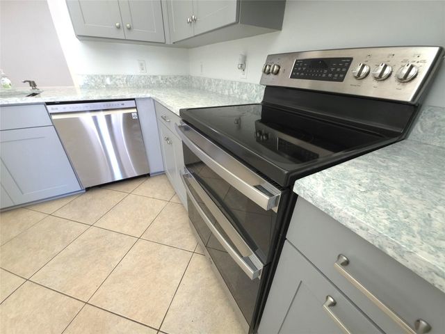 4525 NW Glazbrook Street, Port St. Lucie, Port St Lucie, FL 34983