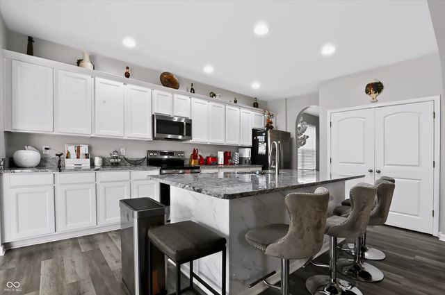 1378 Padana Drive, Greenwood, IN 46143