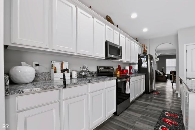 1378 Padana Drive, Greenwood, IN 46143