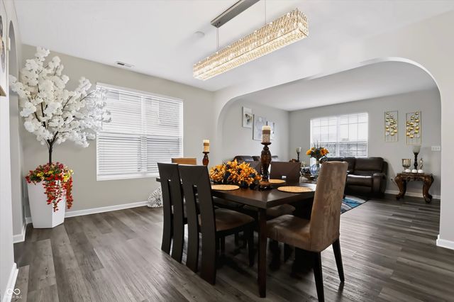 1378 Padana Drive, Greenwood, IN 46143