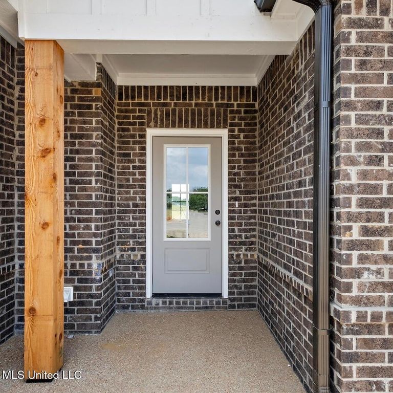 6448 Chloe Way, Walls, MS 38680 — photo 5