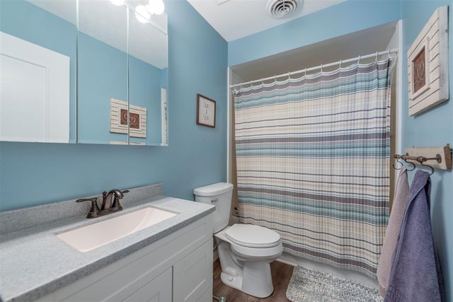 23836 N Shore Drive, Edwardsburg, MI 49112