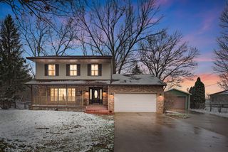 23836 N Shore Drive, Edwardsburg, MI 49112