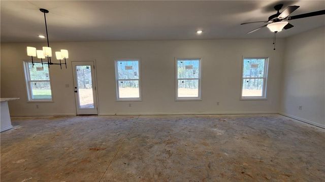 92 Silverleaf Trail, Bethlehem, GA 30620