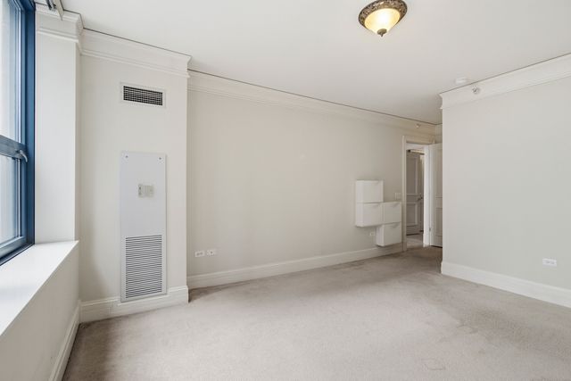 201 N Westshore Drive 1202, Chicago, IL 60601
