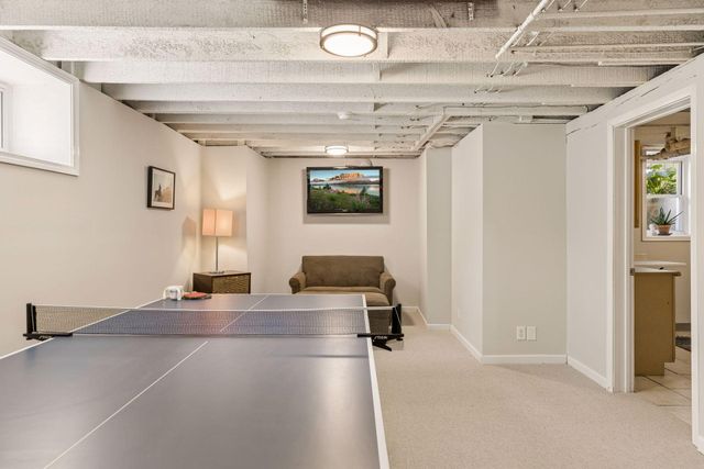 2504 Humboldt Avenue S, Minneapolis, MN 55405