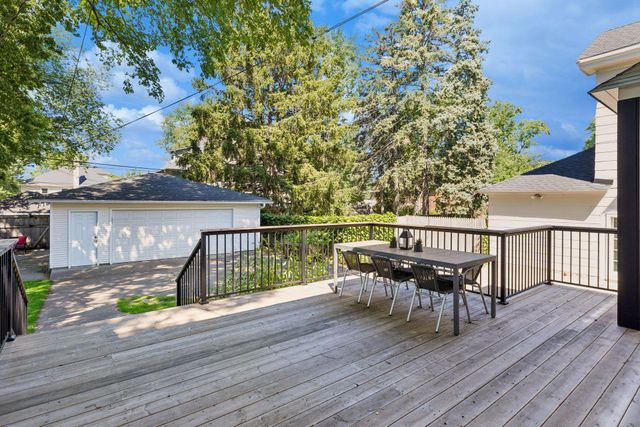 2504 Humboldt Avenue S, Minneapolis, MN 55405
