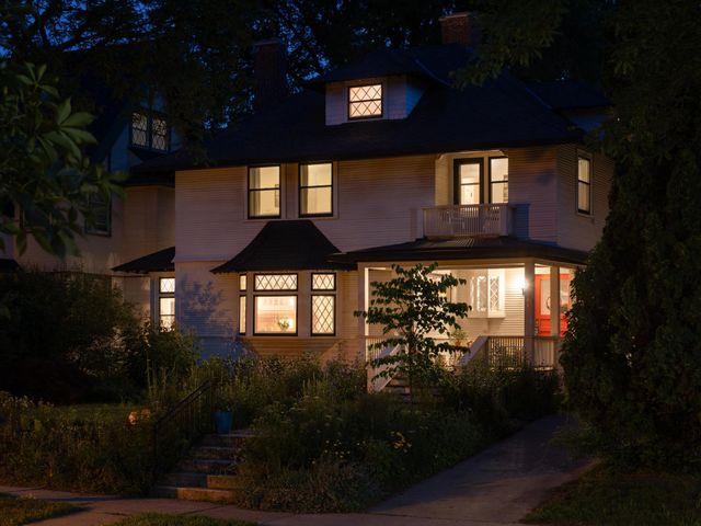 2504 Humboldt Avenue S, Minneapolis, MN 55405