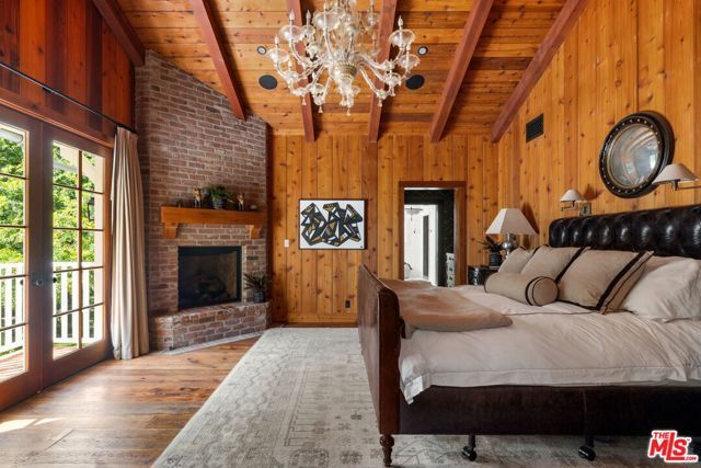 1900 Old Ranch Road, Los Angeles, CA 90049