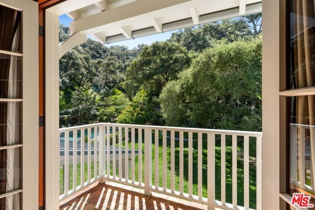 1900 Old Ranch Road, Los Angeles, CA 90049