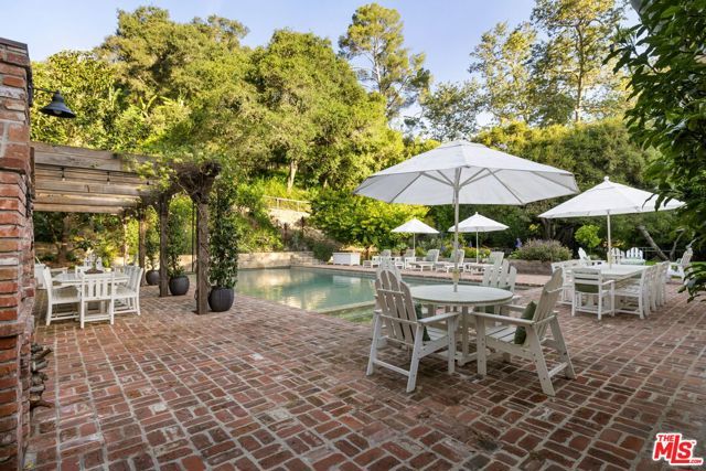 1900 Old Ranch Road, Los Angeles, CA 90049