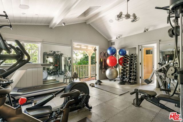 1900 Old Ranch Road, Los Angeles, CA 90049