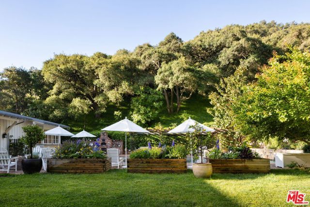 1900 Old Ranch Road, Los Angeles, CA 90049