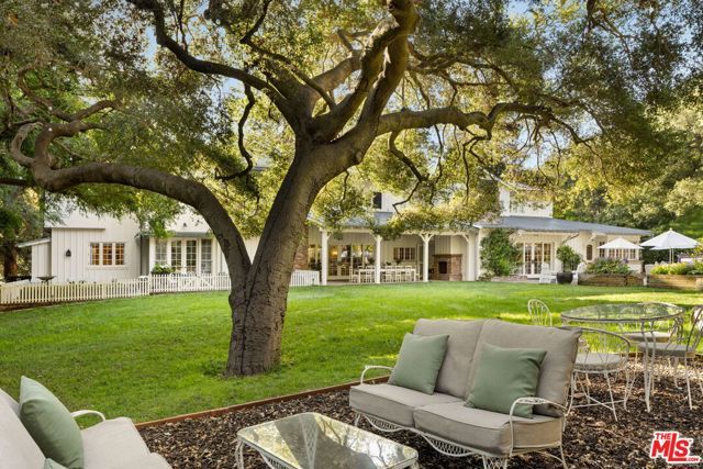 1900 Old Ranch Road, Los Angeles, CA 90049