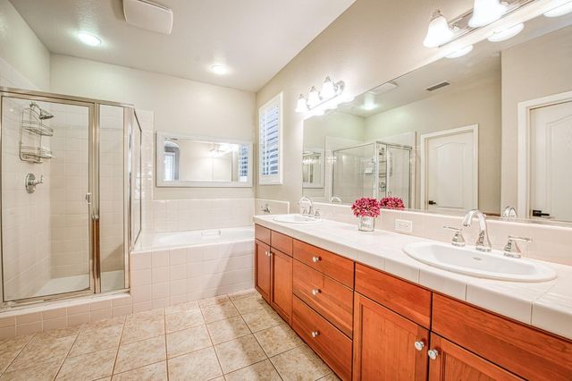 4226 Serena Lane, Clovis, CA 93619