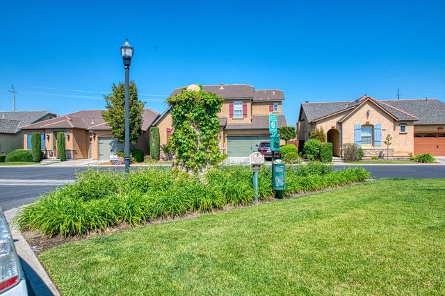 4226 Serena Lane, Clovis, CA 93619