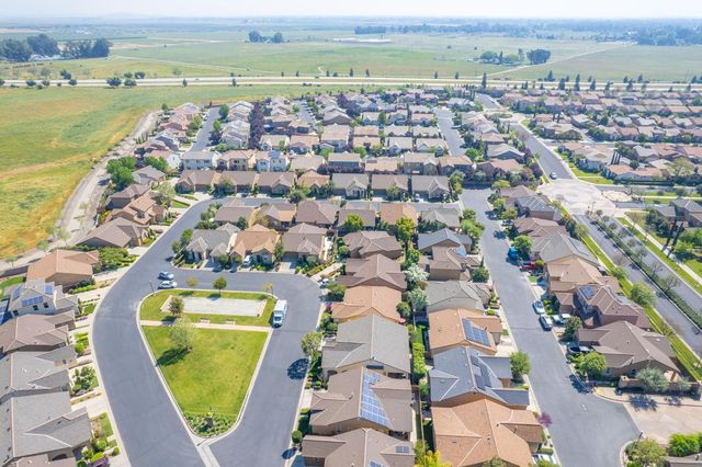 4226 Serena Lane, Clovis, CA 93619