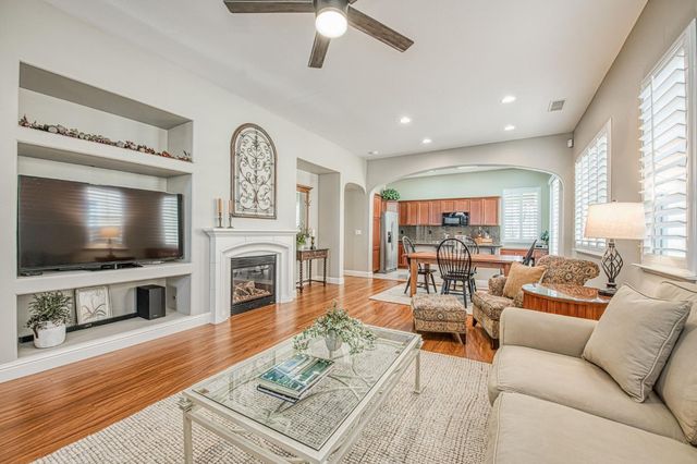 4226 Serena Lane, Clovis, CA 93619