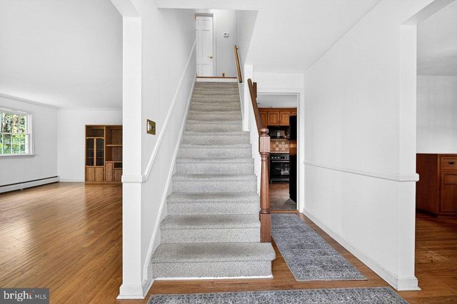 118 BULL RUN RD, Ewing, NJ 08638