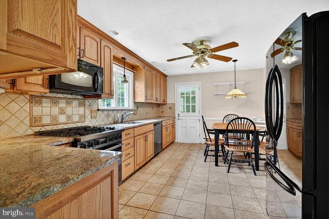 118 BULL RUN RD, Ewing, NJ 08638