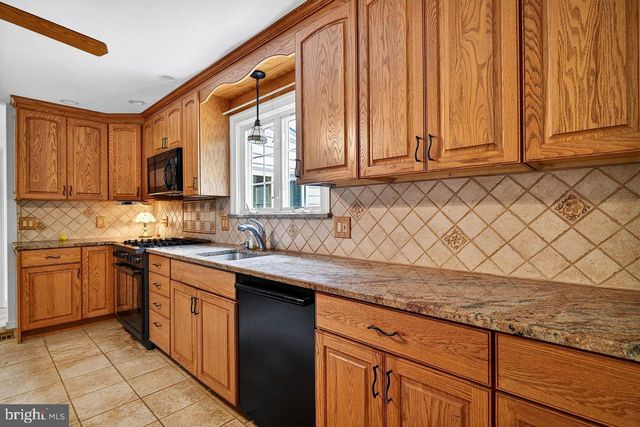 118 BULL RUN RD, Ewing, NJ 08638
