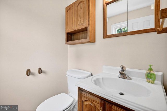118 BULL RUN RD, Ewing, NJ 08638