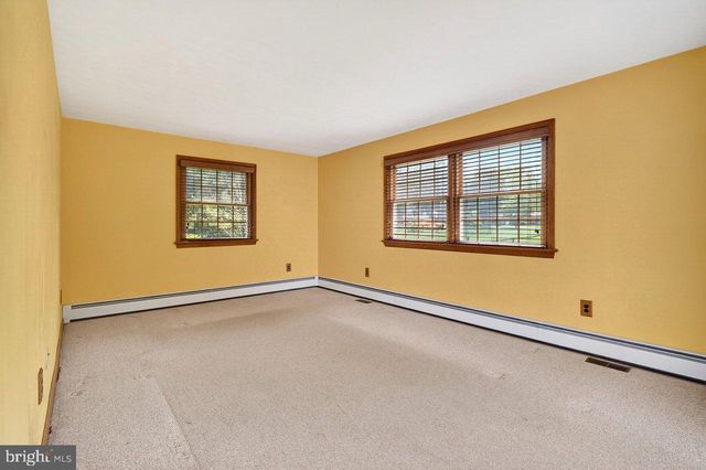 118 BULL RUN RD, Ewing, NJ 08638