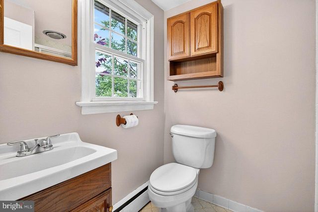 118 BULL RUN RD, Ewing, NJ 08638