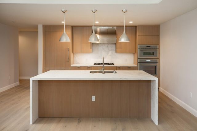 450 FIRST 108, Los Altos, CA 94022