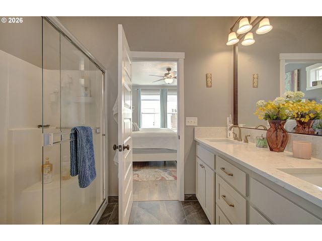 10312 Ne 104TH Ave, Vancouver, WA 98662