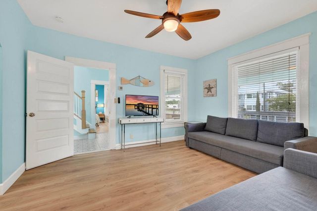 204 PALMETTO STREET, New Smyrna Beach, FL 32168
