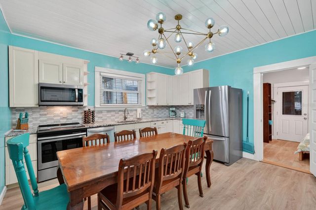 204 PALMETTO STREET, New Smyrna Beach, FL 32168