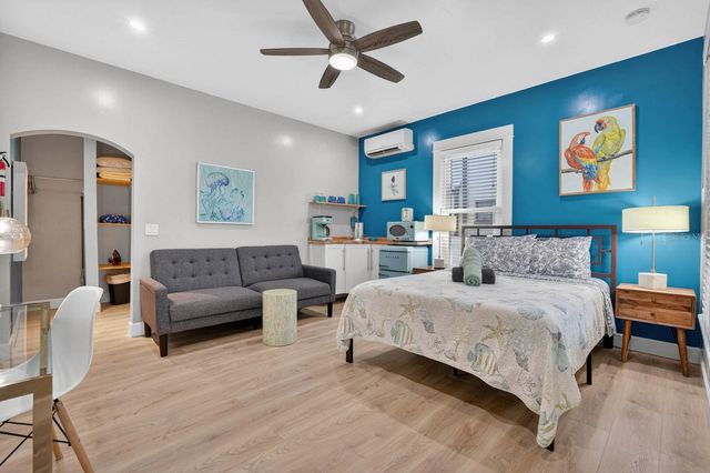 204 PALMETTO STREET, New Smyrna Beach, FL 32168