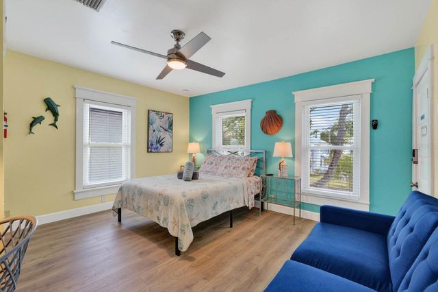 204 PALMETTO STREET, New Smyrna Beach, FL 32168