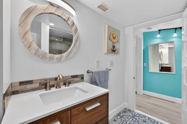204 PALMETTO STREET, New Smyrna Beach, FL 32168