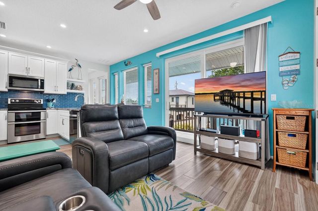 204 PALMETTO STREET, New Smyrna Beach, FL 32168