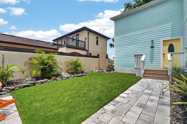 204 PALMETTO STREET, New Smyrna Beach, FL 32168