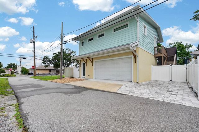 204 PALMETTO STREET, New Smyrna Beach, FL 32168