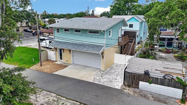 204 PALMETTO STREET, New Smyrna Beach, FL 32168