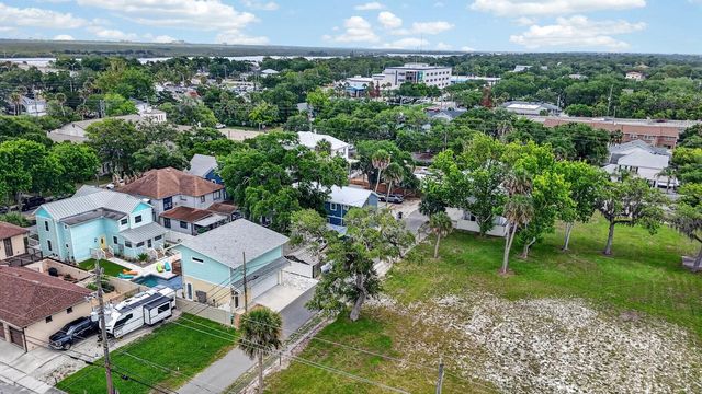 204 PALMETTO STREET, New Smyrna Beach, FL 32168